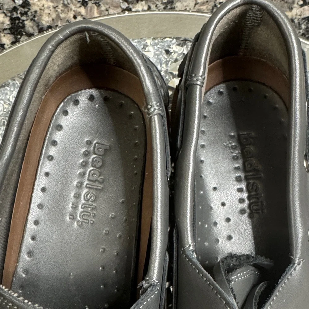 BED|STU Gray Leather Boat Shoes with Gum Sole EUC 9.5